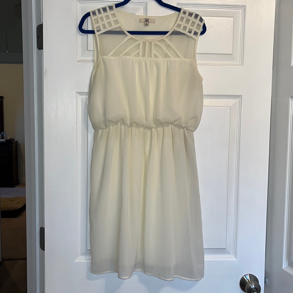 Cream sleeveless dress